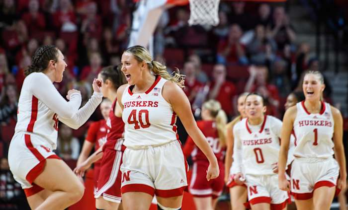 05_Maddie Krull, Alexis Markowksi_WBB vs Indiana 0107